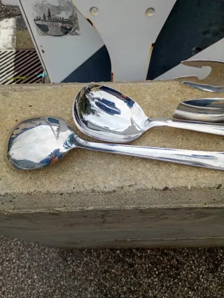 4 Cucchiai Lunghi Inox 18/10 2 pinze