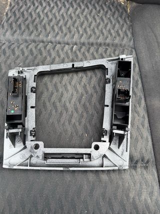 Moldura BMW E46 con botones elevalunas