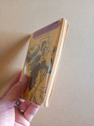 Minilibro La Bruja Muerta de Claude Martin