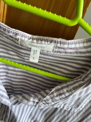 Camisa de rayas moradas Maurices