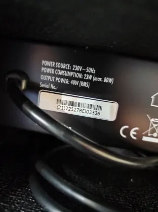 Bajo Eléctrico Azul + Amplificador Harley Benton