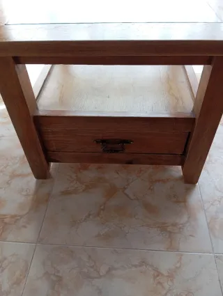 Mesa auxiliar madera y cristal