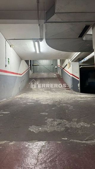 Garaje en venta en Residencia en Logroño