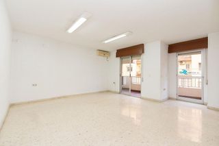 Piso en venta en Motril pueblo en Motril