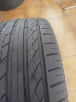 Juego de Cubiertas 205/50/17 93W Seminuevas