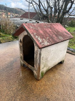 Caseta para perro de cemento
