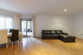 Piso en venta en San Luis en Almería