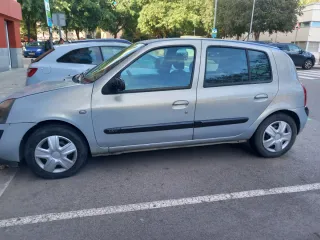 Renault Clio 2003