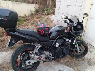 Yamaha 600