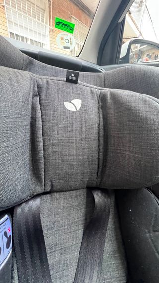 Silla Joie de coche para bebé gris