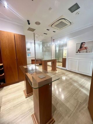 Local comercial en alquiler en Instituts - Universitat en Lleida