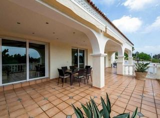 Chalet en alquiler en Lomas de Marbella Club - Puente Romano en Marbella