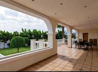 Chalet en alquiler en Lomas de Marbella Club - Puente Romano en Marbella