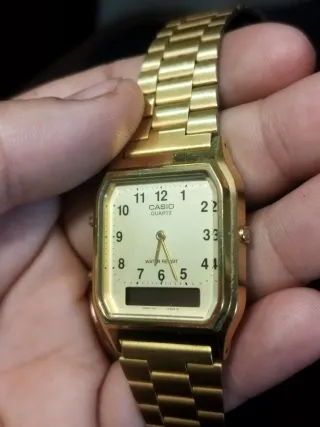 Reloj Casio Dorado Analógico-Digital