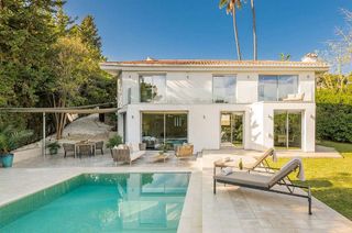 Chalet en alquiler en Los Naranjos - Las Brisas en Marbella