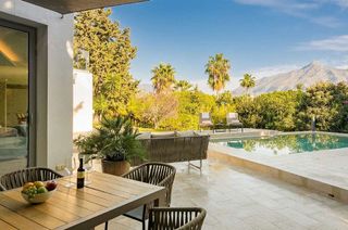 Chalet en alquiler en Los Naranjos - Las Brisas en Marbella