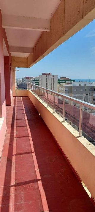 Piso en alquiler en La Laguna en Cádiz