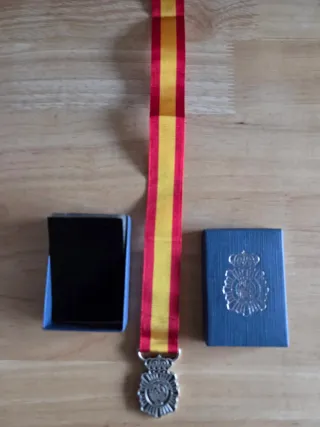 Medalla Policía Nacional