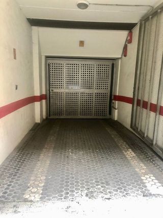 Garaje en alquiler en San Matías - Realejo en Granada