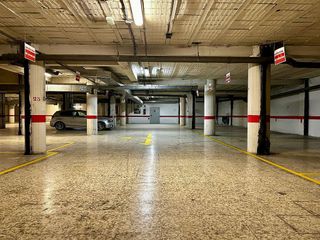 Garaje en alquiler en San Matías - Realejo en Granada