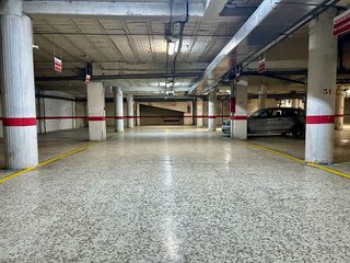 Garaje en alquiler en San Matías - Realejo en Granada