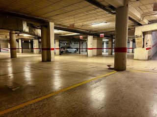 Garaje en alquiler en San Matías - Realejo en Granada