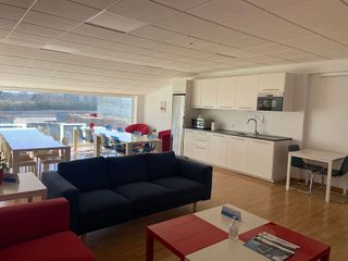 Oficina en alquiler en San Isidro - Los Almendros en Alcalá de Henares