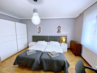 Piso en alquiler en Milán - Pumarín - Teatinos en Oviedo