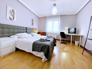 Piso en alquiler en Milán - Pumarín - Teatinos en Oviedo