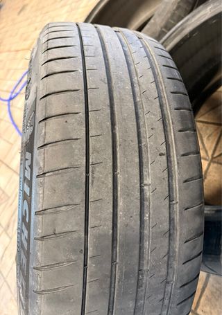 4 Neumáticos Michelin 205/45 R17