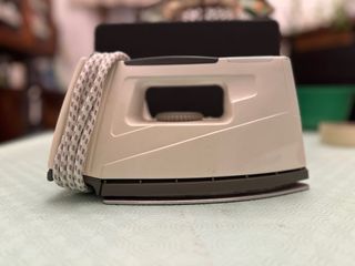 Ferro da stiro DeLonghi