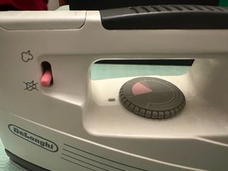 Ferro da stiro DeLonghi