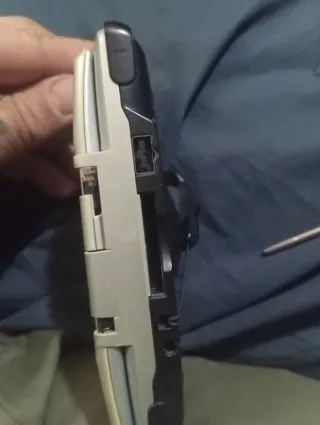 Nintendo DS para piezas + cargador y boli