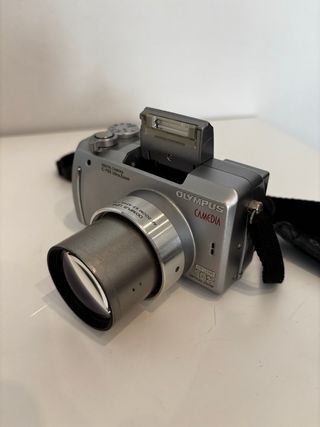 Olympus C-765 Ultra Zoom Cámara Digital