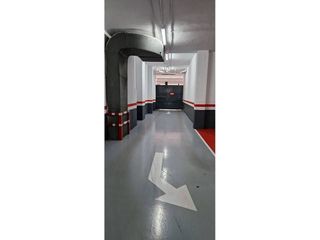 Garaje en venta en Gorg - Pep Ventura en Badalona