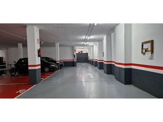 Garaje en venta en Gorg - Pep Ventura en Badalona