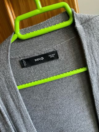 Chaqueta/jersey punto fino Mango Gris Mujer