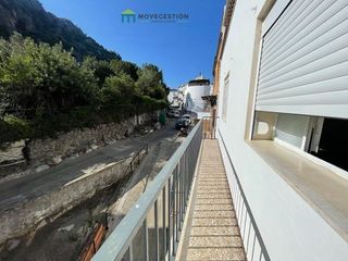 Chalet en venta en Ubrique