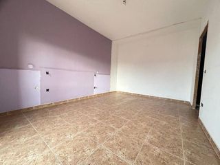 Casa adosada en venta en Consuegra