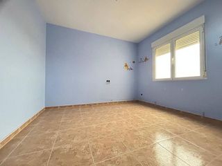 Casa adosada en venta en Consuegra