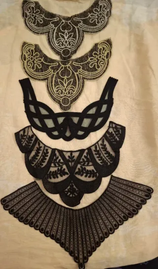 5 Cuellos de Encaje Bordados