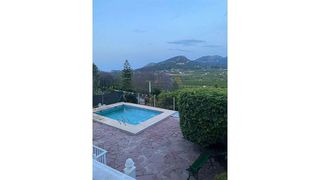 Chalet en venta en Zona Urbanizaciones en Alzira