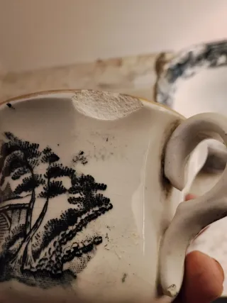 Set di 2 tazze antiche