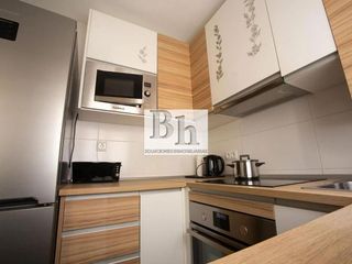 Piso en venta en La Goleta - San Felipe Neri en Málaga