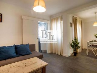 Piso en venta en La Goleta - San Felipe Neri en Málaga