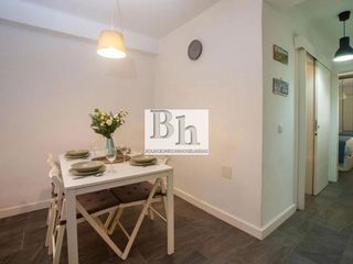 Piso en venta en La Goleta - San Felipe Neri en Málaga