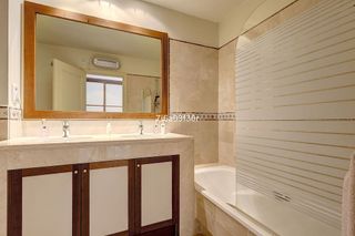 Ático en venta en Benahavís