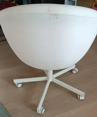 Silla giratoria Ikea SKRUVSTA blanca