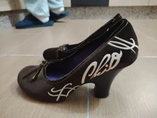 Zapatos marrones de tacón