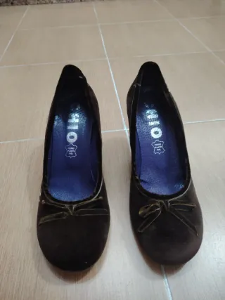 Zapatos marrones de tacón
